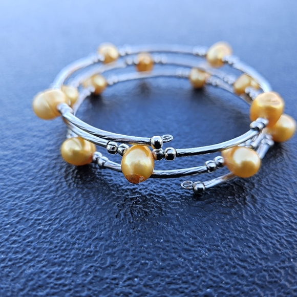 Women's Silver Tone Yellow Mother of Pearl Style Beaded Whimsical Wrap Bracelet - Picture 10 of 10